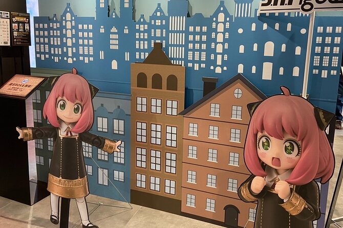 100% PRIVATE Anime, Manga, Game & Pop Culture Tour in Akihabara - Onoden: an ordinary entrance with an anime surprise