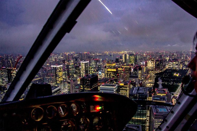 22-Min Tokyo City Lights Helicopter Tour – Skytree and Asakusa - Weather, weight limits, and flight-day planning