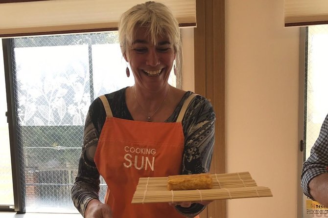 3-Hour Small-Group Sushi Making Class in Tokyo - What the three-hour Tokyo sushi class is really like