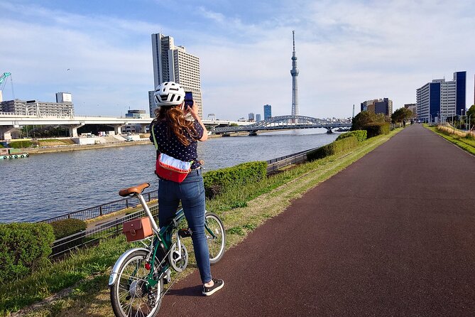 3-Hour Tokyo Private E-Bike Tour Starting from Your Hotel - Safety, clothing, and physical demands