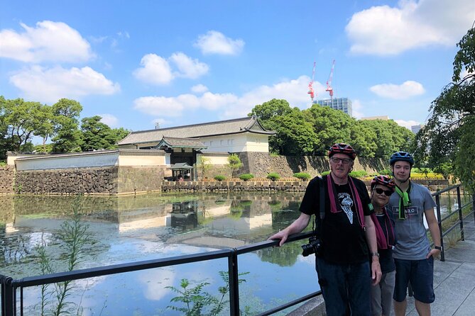 3h Tokyo E-Bike Tour: Hidden Gems, and Local Life with guide - Guides, pace, and the small-group advantage