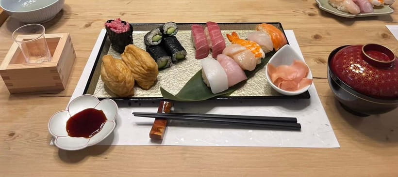 AKEMI's SUSHiKiTCHEN: A fun sushi cooking lesson in Tokyo - Four kinds of sushi, four different techniques
