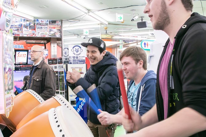 Akihabara Tailor-made Private Tour for Anime Fans - Gee Store begins the anime shopping