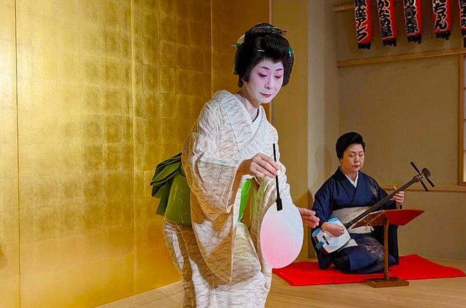 An Enchanted Evening with Geisha – A Rare Experience in Tokyo - Photography and respectful behavior