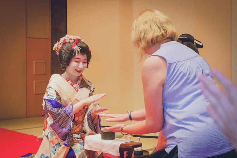 Asakusa: Geisha Performance and Tea House Experience - Learning the rules of Konpira Fune Fune