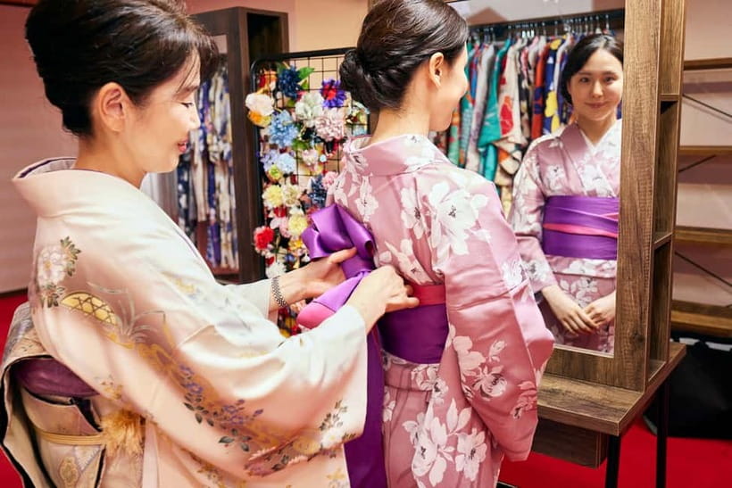 Asakusa: Kimono Tea Ceremony with Matcha and Sweet - What the $66 Price Includes