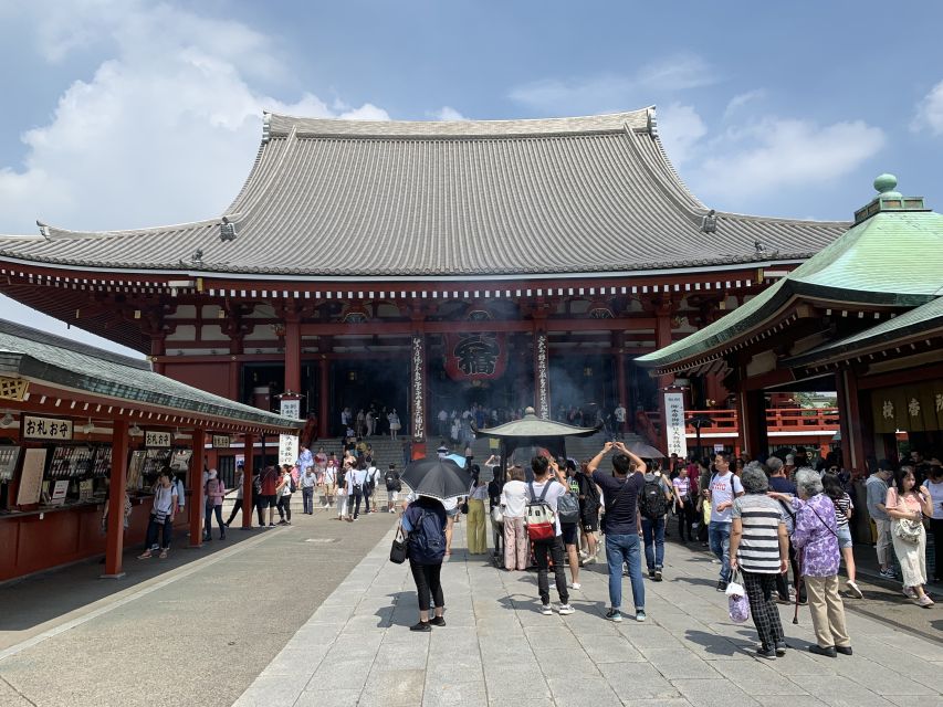 Asakusa: Kitchen knife store visits after history tour - Hōzōmon Gate and the Sensō-ji temple grounds