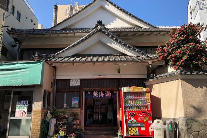 Authentic Onsen Experience Tattoo Friendly Hidden Gem in Shinjuku - Getting past the shoe lockers and changing room