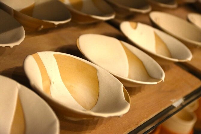 Authentic Pure Gold Kintsugi Workshop with Master Taku in Tokyo - What the teaching is like
