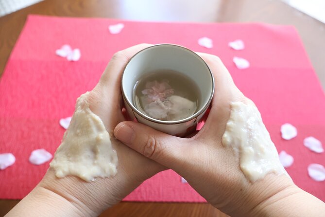 Beauty Vegan Dessert Cooking Class + Sake Kasu Hand Mask Trial! - Meeting at Akasaka-Mitsuke for a two-hour afternoon