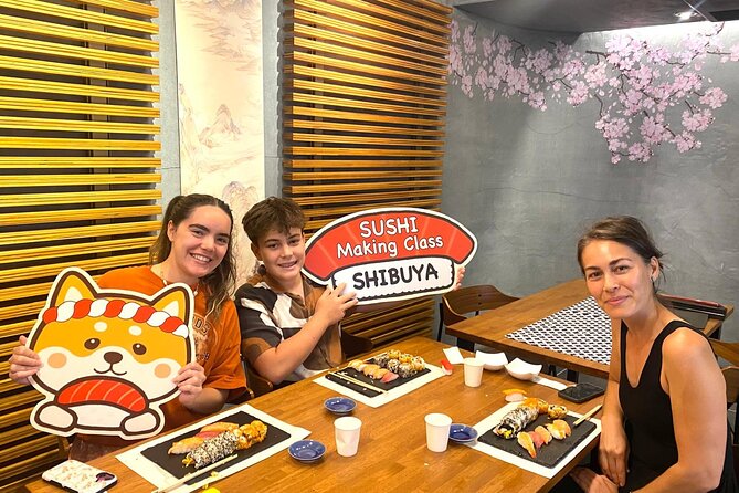 Best Sushi Making Class in Tokyo: Sushi Making Class Shibuya - Starting with California rolls