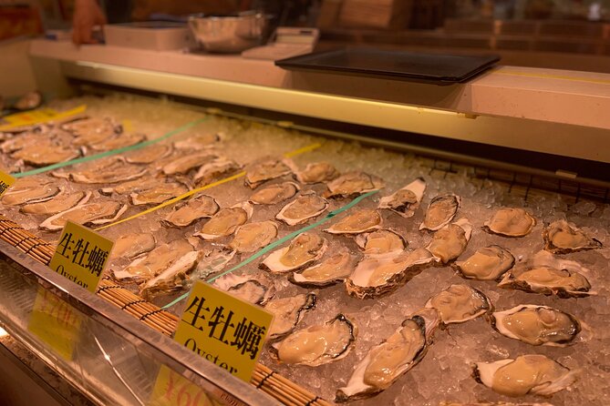 Classic Tsukiji Food Tour - What the small group changes