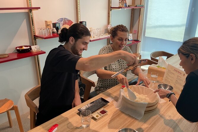 Cozy Tokyo Class: Ramen, Sushi, Sake Pairing & Cultural Exchange - A three-hour food class with a personal feel