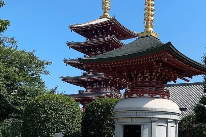 Customizable Private Tokyo Trip with an English Speaking Driver - Imperial Palace gardens and moat drive
