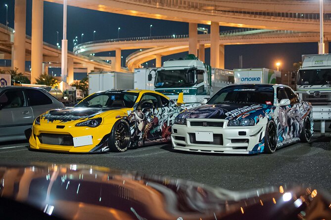 Daikoku PA JDM Car Scene Tour in Tokyo Drift RX7 - Crossing Rainbow Bridge after dark