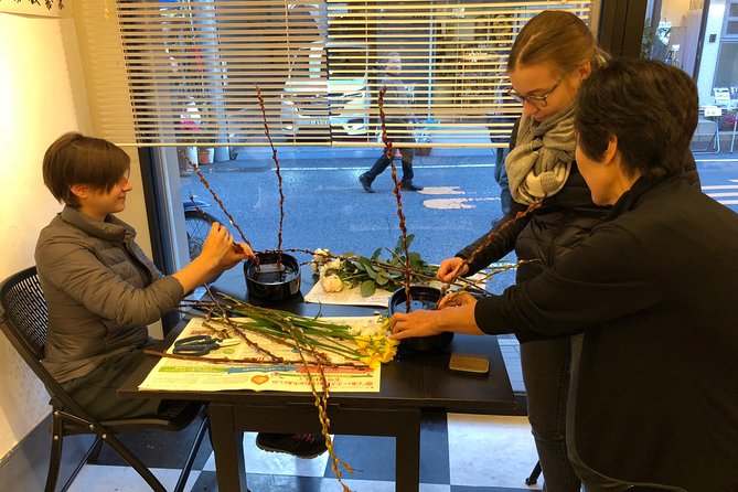 Discover the Art of Ikebana in Tokyo’s Historic Yanaka District - Yanaka Cemetery and Nezu Shrine add cultural context