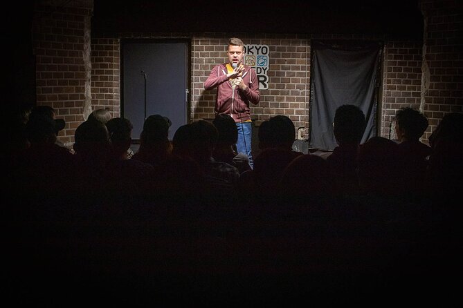 English Stand up Comedy Show - Drinks, snacks, and the small-room atmosphere