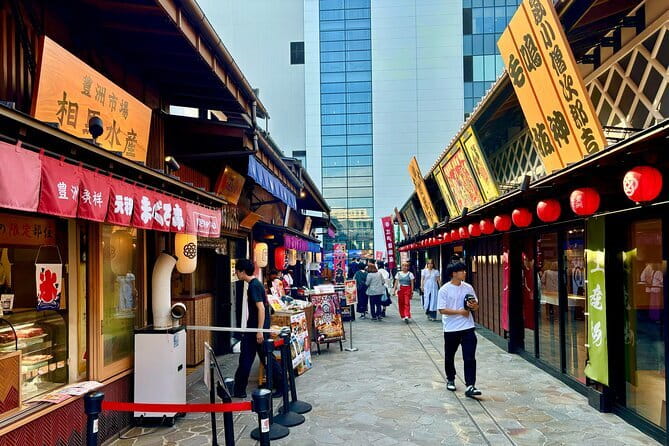 Fish Market & Tokyo Skyline Private Walking Tour - The Unicorn Gundam at DiverCity Tokyo Plaza