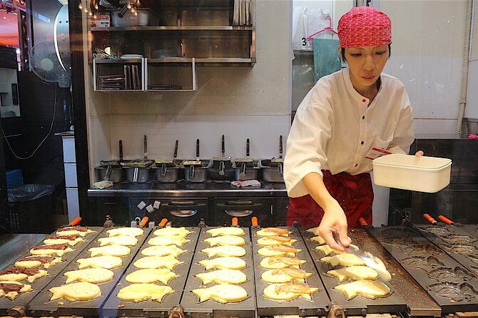 Flavours of Tokyo: A Journey Through Time - Small Group Food Tour - Tokyo Station: tamagoyaki and the fruit sandwich