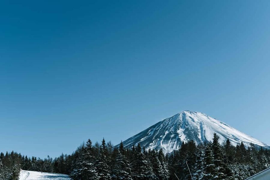 From Tokyo: Fujiyama Snow Resort Yeti Winter Ski Day Tour - Key points to know before booking