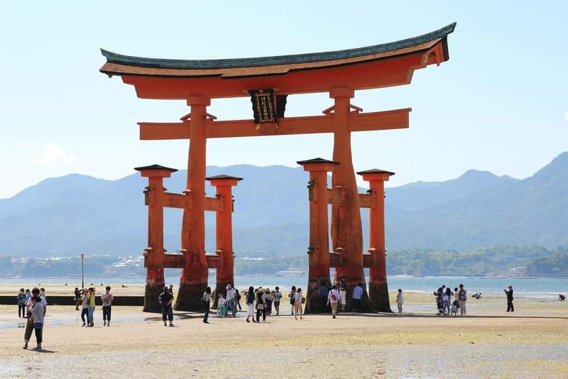 From Tokyo: Hiroshima and Miyajima Day Trip by Bullet Train - Returning by ferry before Hiroshima’s most serious stop