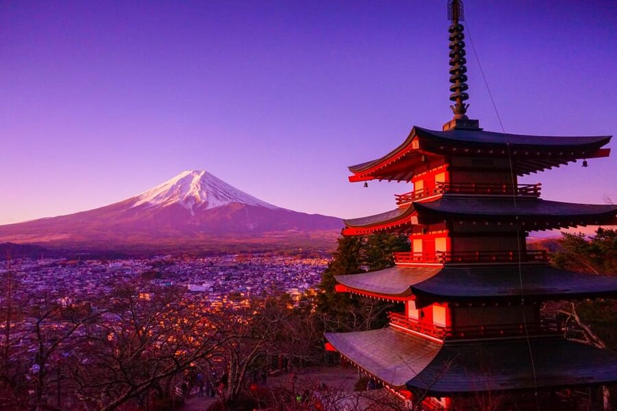 From Tokyo: Mt.Fuji, Lake Kawaguchi, Oshino Hakkai Day Tour - A 30-minute matcha experience at Lake Kawaguchiko