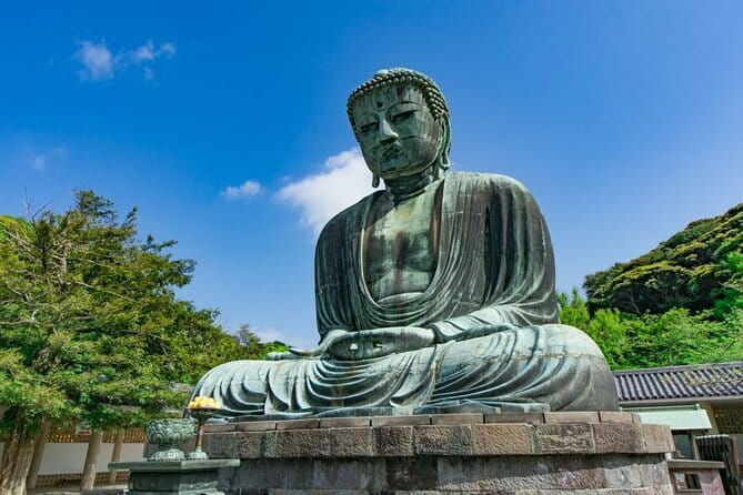 From Tokyo: Nikko Toshogu Shrine and Kegon Waterfall Tour - Lake Chuzenji beneath Mount Nantai
