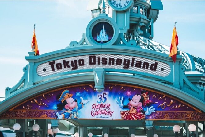 Full Day Private Guided Photographer and Driver in Tokyo Disney - Tokyo Disneyland in a six-hour visit