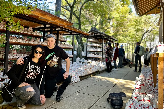 Gotokuji and Setagaya Walking Tour: Home of the Lucky Cat Statue - Gotokuji Temple and the rows of white cats