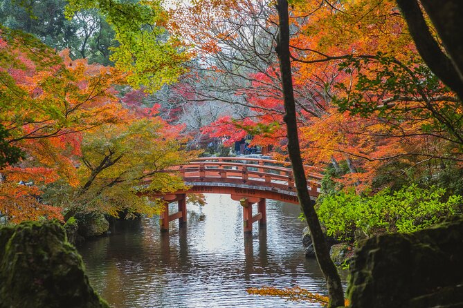 Guided Private Nikko Tour GREEN NUMBER PLATES - Shinkyo Bridge and its old Nikko legend