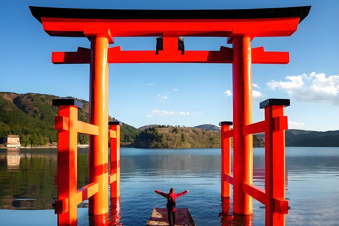 Hakone Private Customized Day Tour - The Hakone Pirate Ship is the scenic centerpiece