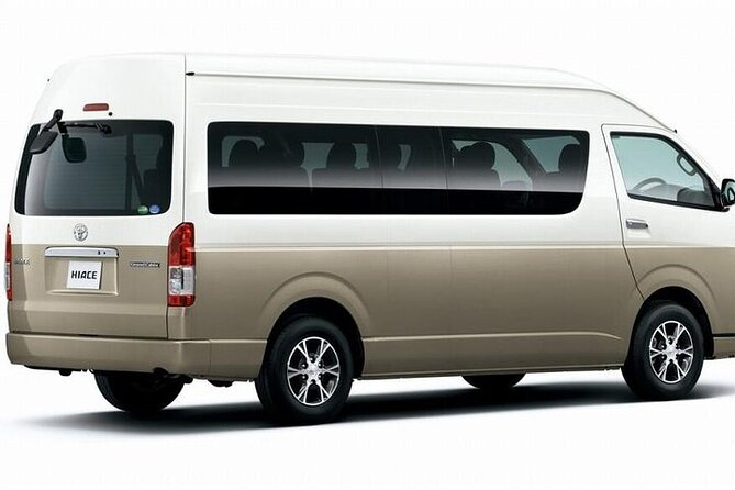 Haneda Airport (HND) Private Transfer to Central Tokyo - Inside the vehicle and on the road