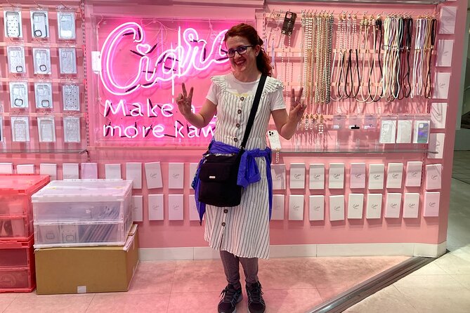 Harajuku Private Tour: Kawaii Fashion & Animal Cafe Included - Giant cotton candy and the visual side of Harajuku