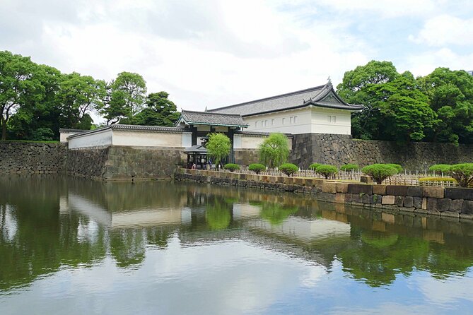 Imperial Palace East Garden and Edo Castle Walking Tour in Tokyo - What you do not see