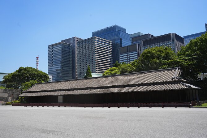 Imperial Palace or Edo Castle Time Trip Learning Walking Tour - Ending at Hirakawa-mon Gate