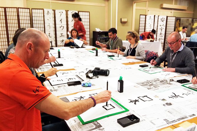 Japanese Calligraphy Experience - Writing Your Name in Japanese Characters