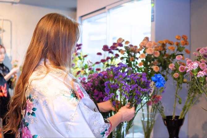 Japanese flower arranging (Ikebana) Experience/Workshop in Tokyo - What is included, and what costs extra