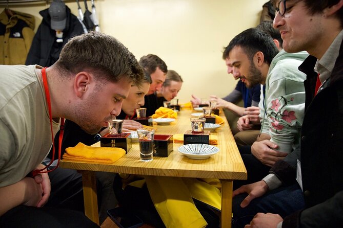 Japanese Food Experience Night Tour in Ueno - Six drinks, from sake to hoppy