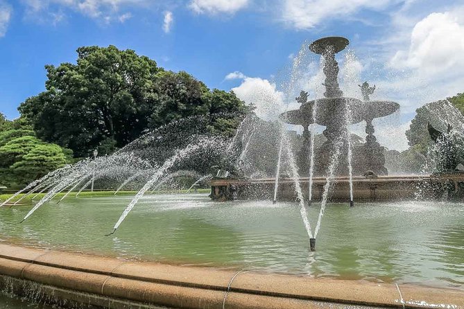 Japanese Garden & Western Architecture: Akasaka exploration tour - What the private guide adds