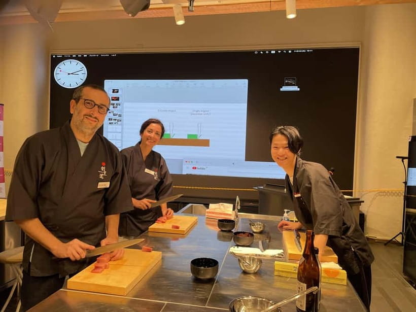 Japanese Knife Skills & Tuna Don/Sushi Workshop in Tokyo - A two-hour schedule with very little filler