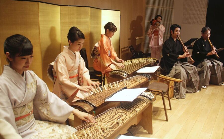 Japanese Traditional Music Show in Tokyo - A small room changes the experience