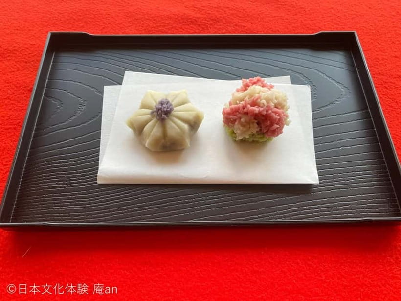Japanese Traditional Sweets making and Tea Ceremony - Making Kyoto-style sweets in Tokyo