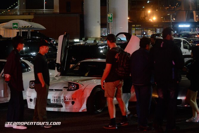 JDM Itasha trip to famous car meet up spot Daikoku Parking - Starting in Shinjuku under the neon