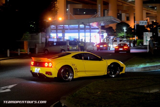 JDM Itasha trip to famous car meet up spot Daikoku Parking - The raised highways and Tokyo skyline