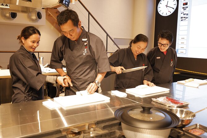 Kaisendon and Sashimi Cutting Workshop - Slicing Fish at Kappodo’s Tokyo Studio