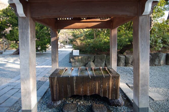 Kamakura Private Tour Great Buddha & Enoshima with English guide - Sankeien Gardens to finish the day