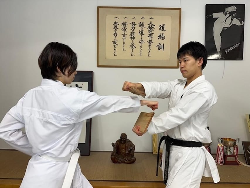 Karate Experience with the Shotokan Karate-do Instructor - Training at the SKIF Headquarters dojo