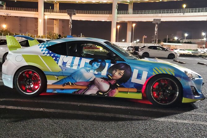Luxury van Ride to famous car meet up spot Daikoku - Should you book it?