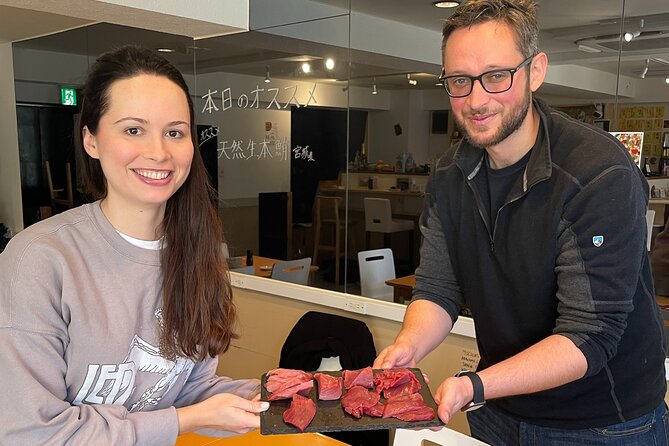 Master the art of Sushi : Toyosu Market Tour & Tuna Cutting - Who will get the most from this morning