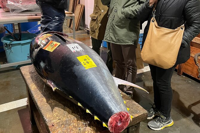 Master the art of Sushi : Toyosu Market Tour & Tuna Cutting - How this compares with visiting the markets alone